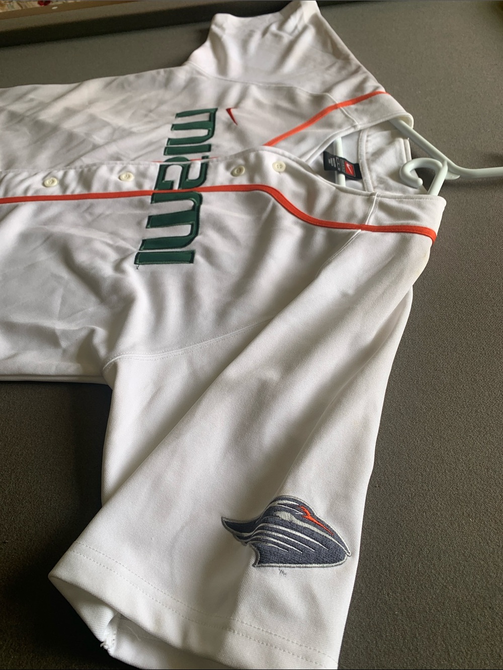Vintage NCAA MIAMI HURRICANES AUTHENTIC BASEBALL JERSEY NIKE SIZE L - Picture 9 of 13
